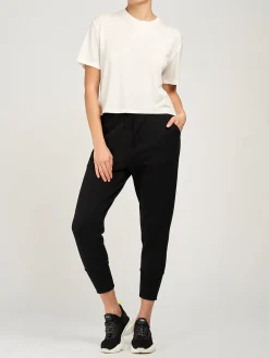 Dominique Tee